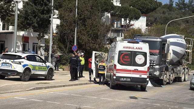 Ünlü iş insanı beton mikserinin altında kalarak can verdi