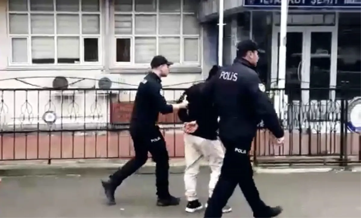 Firari uyuşturucu satıcısı yakalandı