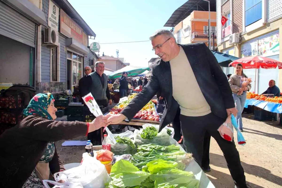 Başkan Güler\'den kadınlara çiçekli jest