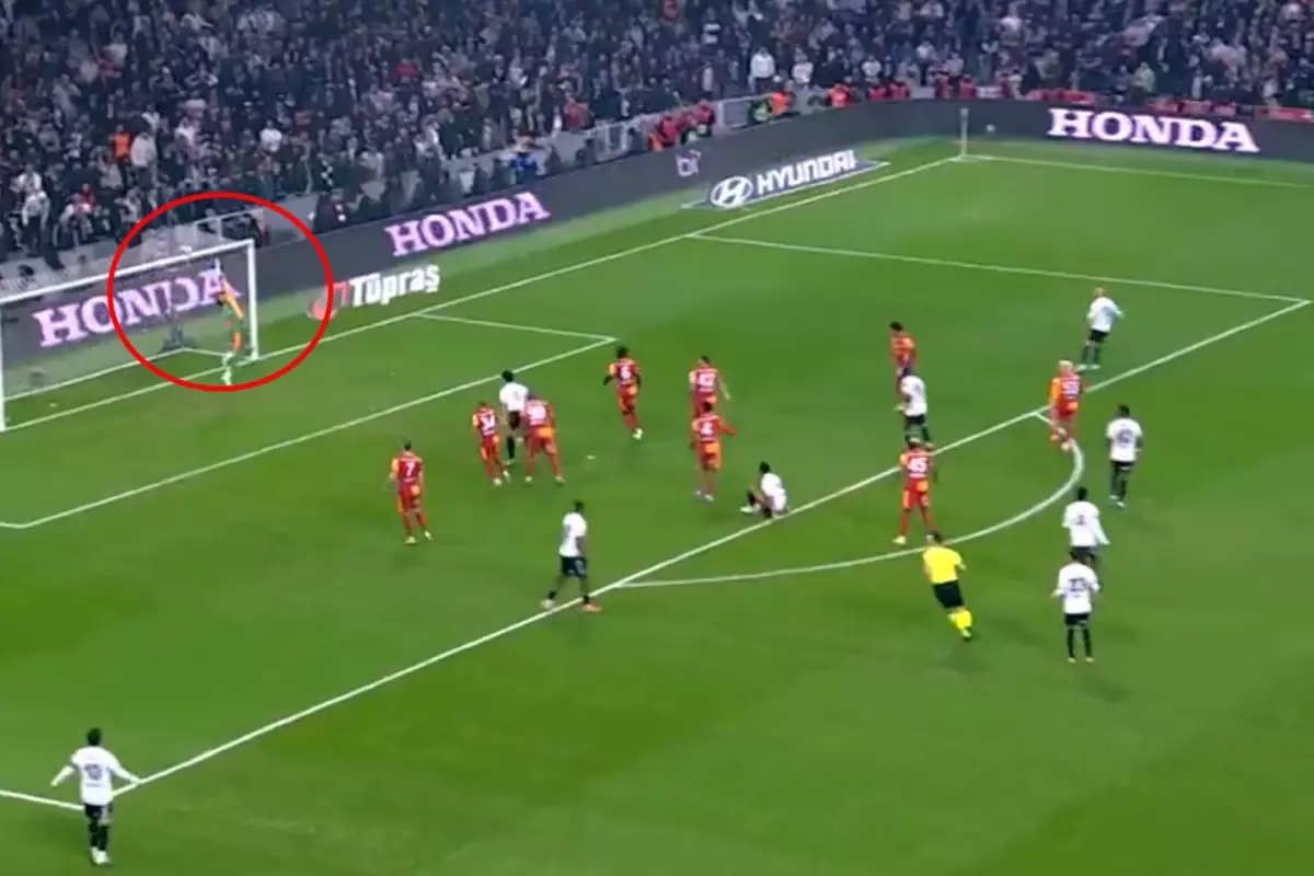 Derbiye damga vurdu! Uğurcan Çakır\'dan Beşiktaş\'a geçit yok