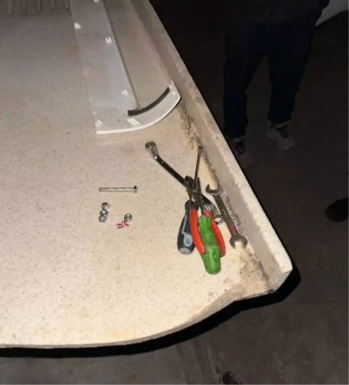 Hırsızlık Şüphelileri Tutuklandı