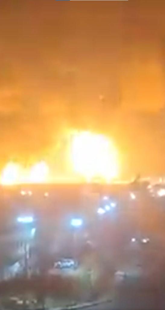 İran'ın başkenti Tahran'a yeni hava saldırısı! Şiddetli patlamalar yaşanıyor