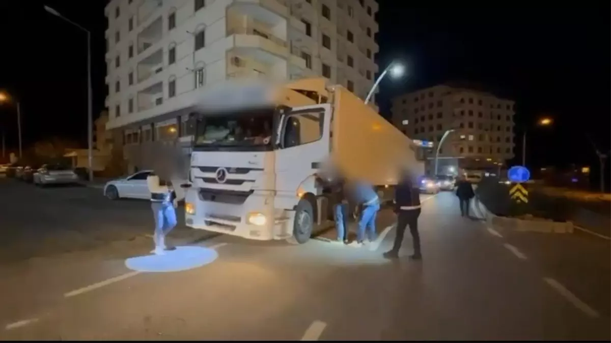 Batman\'da 25 Düzensiz Göçmen Yakalandı