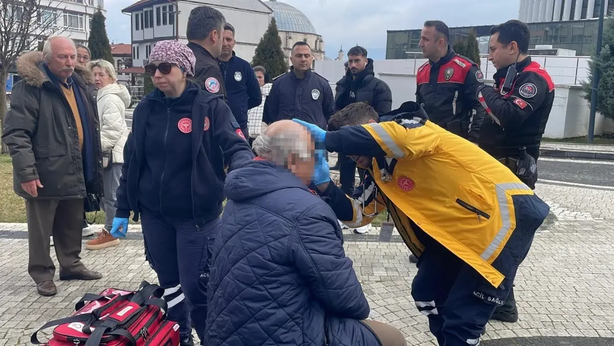 Bolu\'da 19 Yaşındaki Genç, 67 Yaşındaki Adamı Darbetti