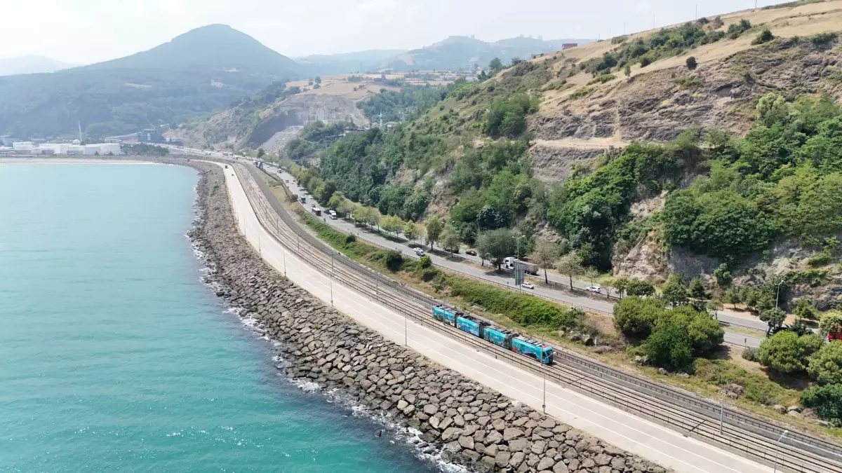 Samsun\'da Kadın Vatmanlar Dikkat Çekiyor