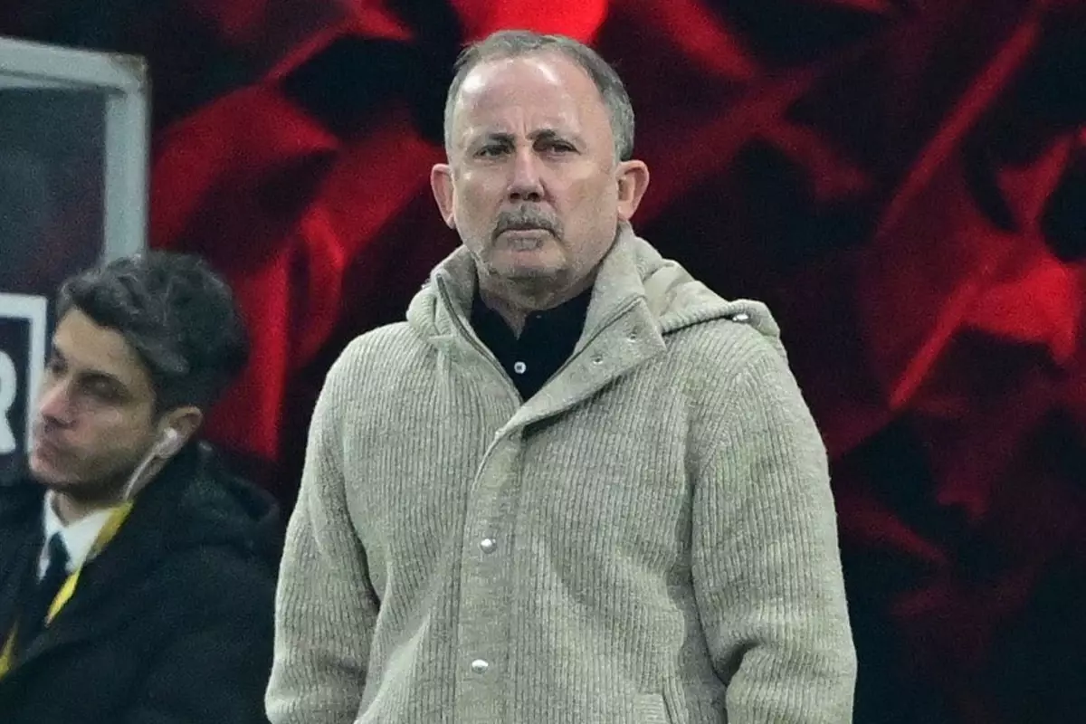 Sergen Yalçın\'dan olay sözler: Futbol siyasi oldu, normal değil