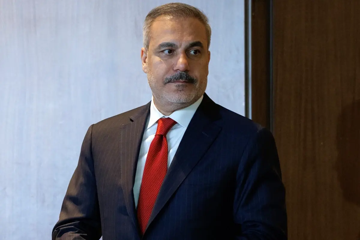 Bakan Fidan\'dan İran açıklaması: "Dikkat edin, maceraya atılmayın" dedik