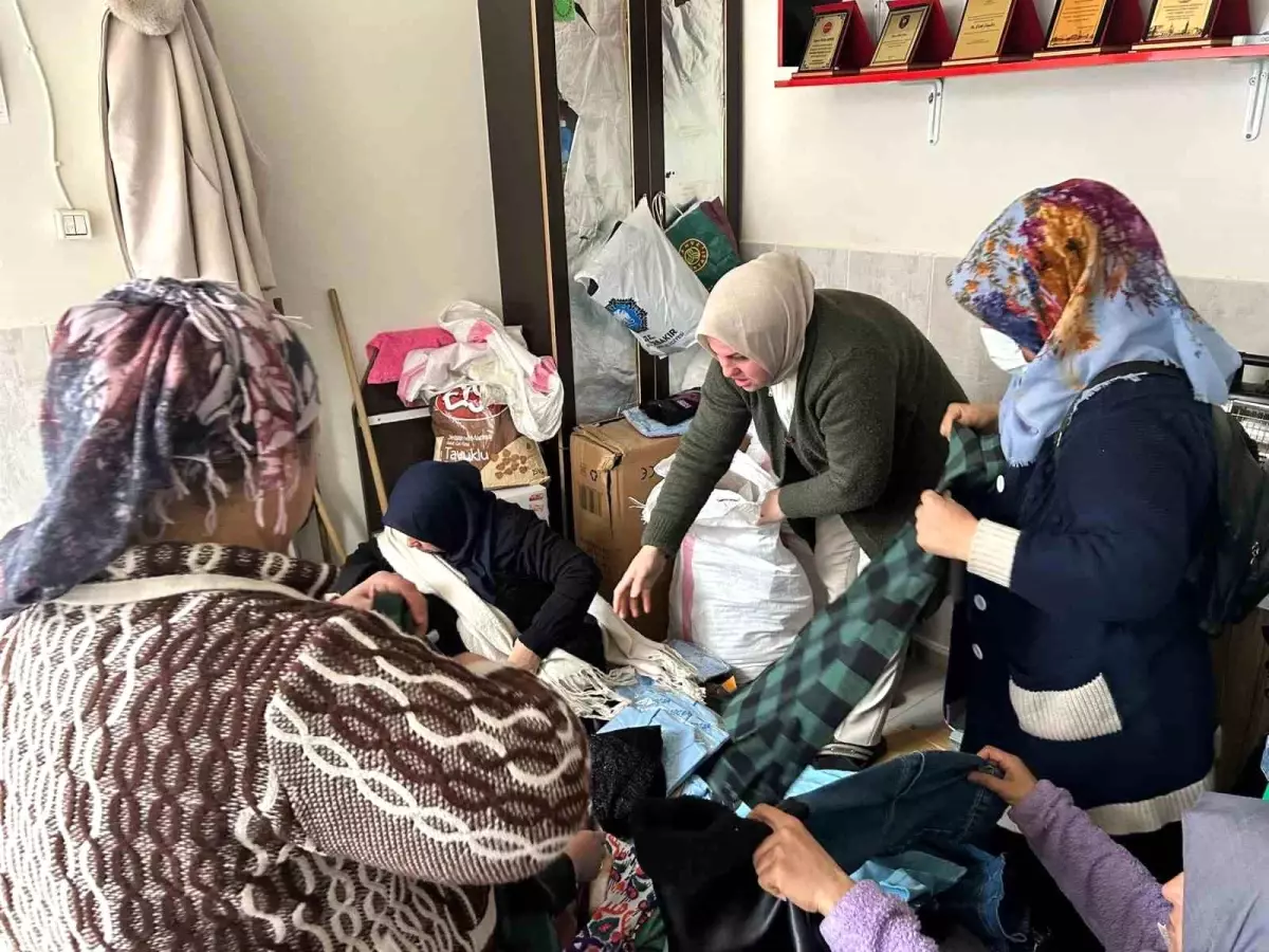 Diyarbakır\'da Kadınlar Günü Bağışı