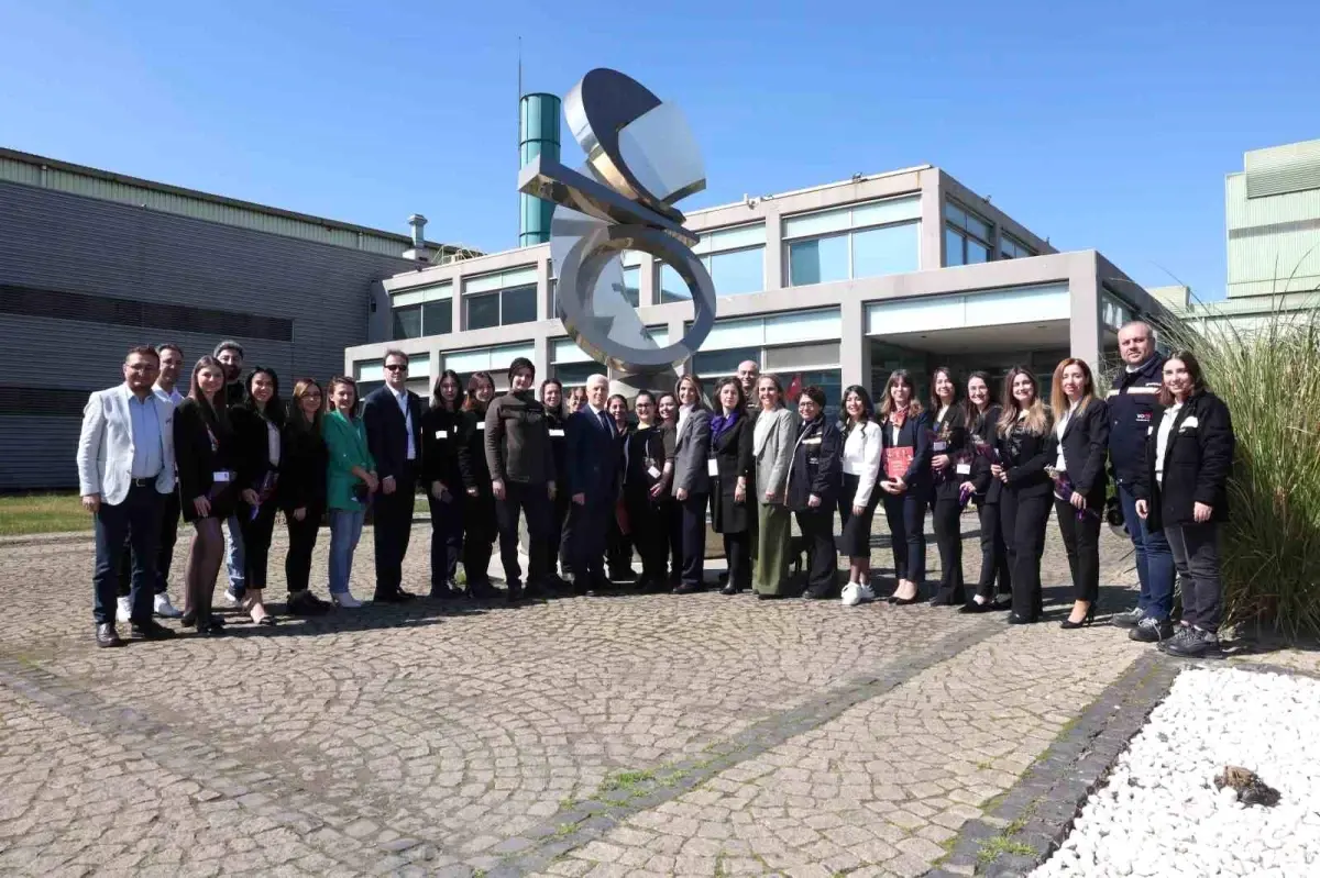 Başkan Bozbey\'den kadın emekçilerine anlamlı ziyaret