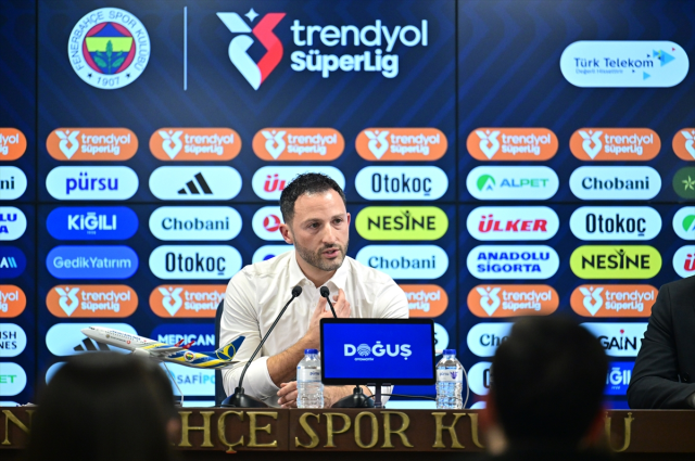 Domenico Tedesco'dan takımına öz eleştiri: Bize gol atmak çok kolay, orta yapmanız yeterli