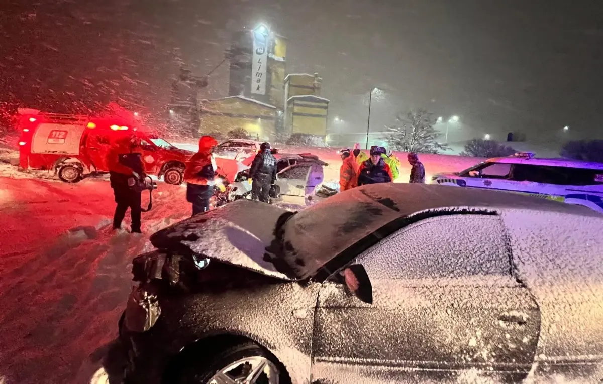 Bitlis\'te Kaza: 7 Yaralı