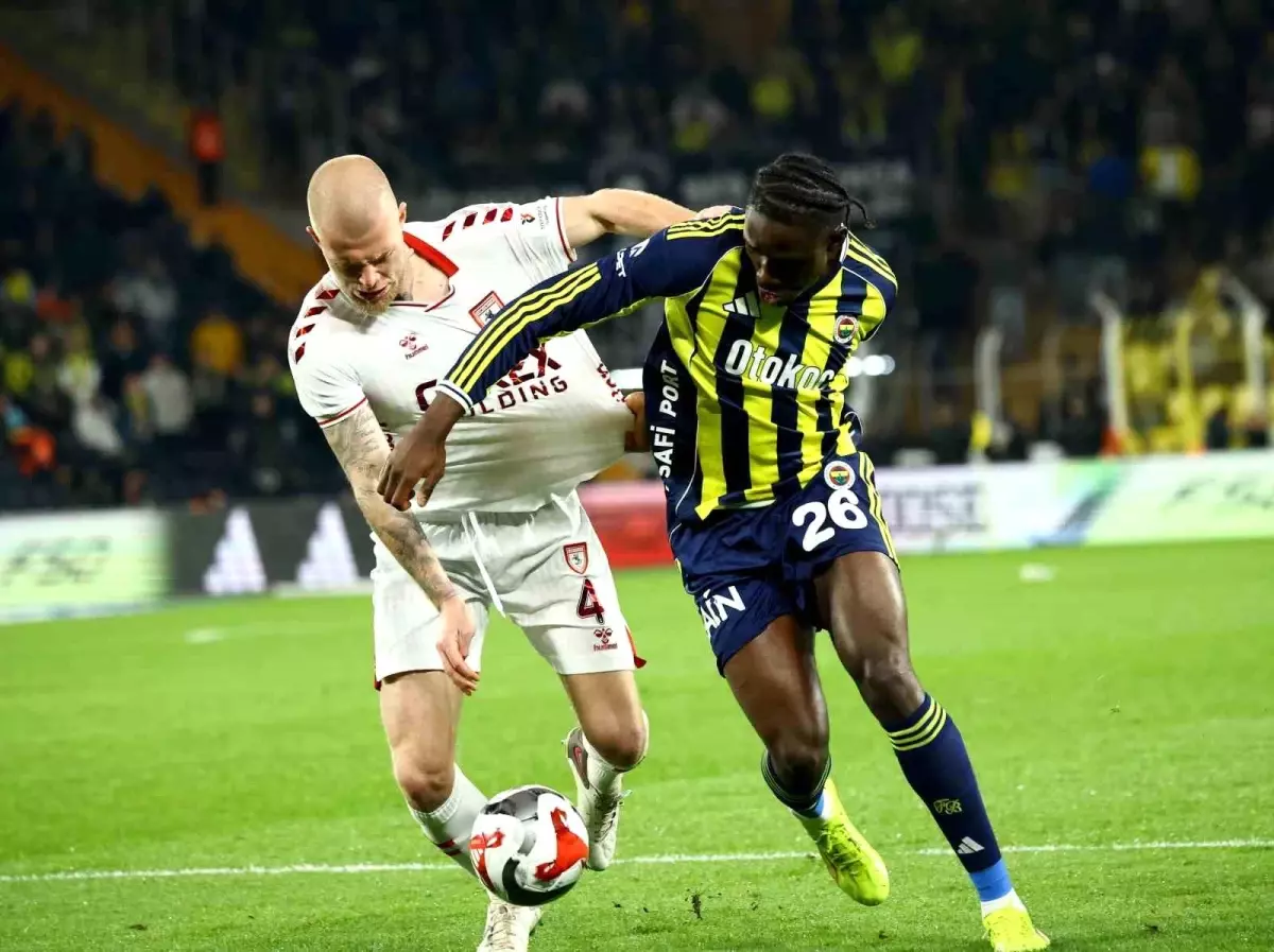 Sidiki Cherif Fenerbahçe\'yi sırtlıyor