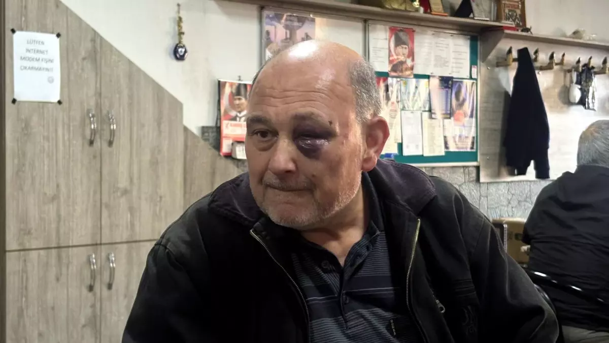 Çorlu\'da Sokak Kavgası: 3 Genç Darbede Bulundu