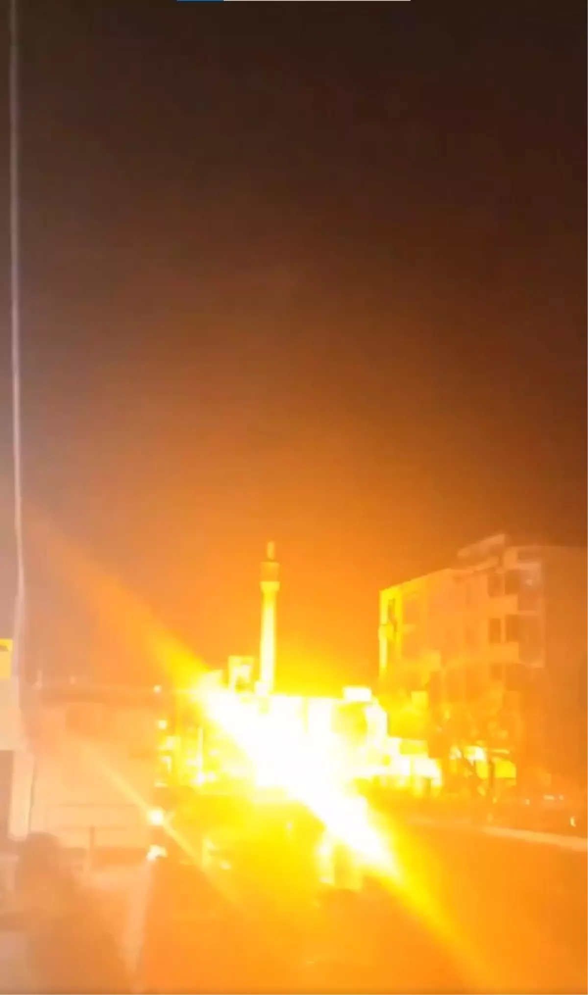 Tahran\'da patlama sonrası yaşanan kaos kamerada