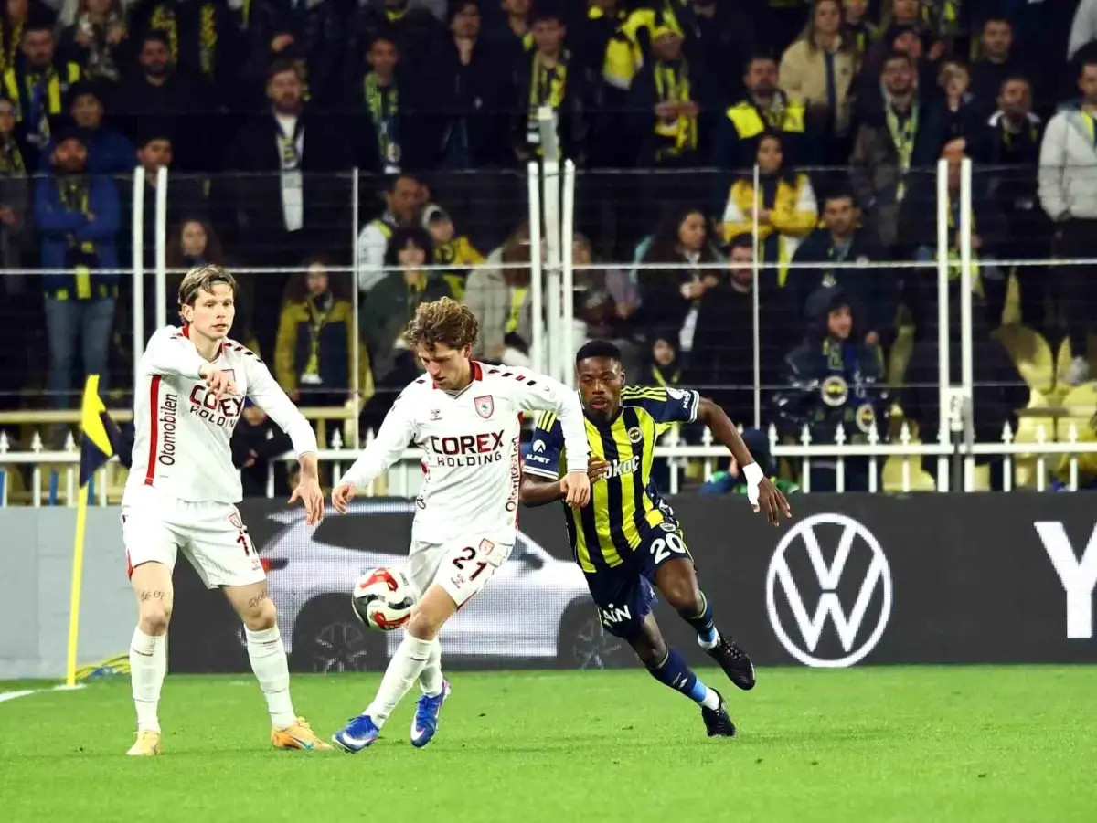 Fenerbahçe - Samsunspor: 1-1 İlk Yarısı