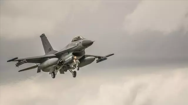 Türkiye, KKTC'ye 6 adet F-16 konuşlandıracak Türkiye, KKTC'ye 6 adet F-16 konuşlandıracak