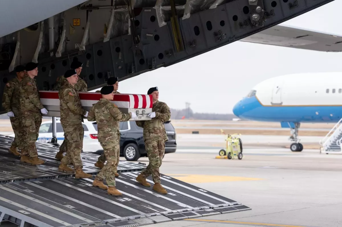 İran Misillemesinde ABD Askeri Sayısı 7\'ye Çıktı