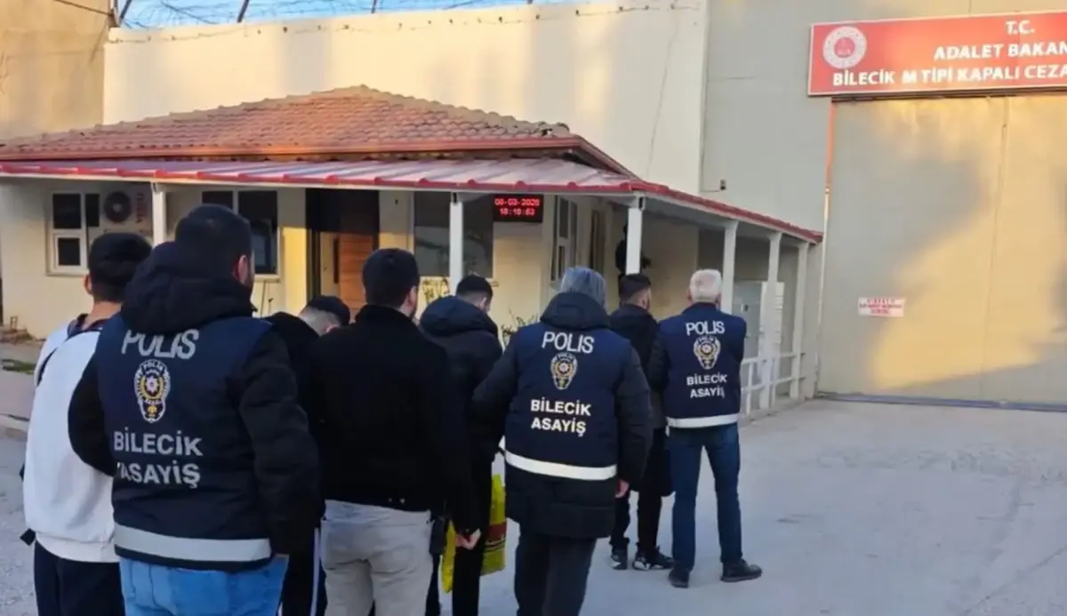 Bilecik\'te Kuyumcu Soygunu: 6.5 Milyon Lira Çalındı