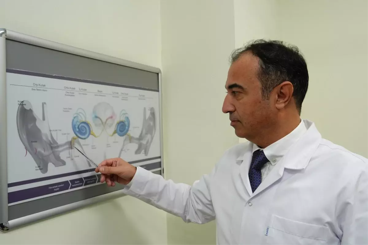 Orta Kulakta Sıvı Birikmesi: Riskler ve Tedavi Yöntemleri