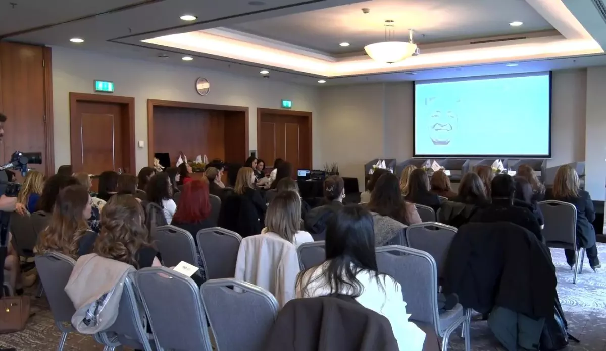 Kadın Brokerler \'Bir Kadın Bin Hikaye\' Etkinliğinde Buluştu