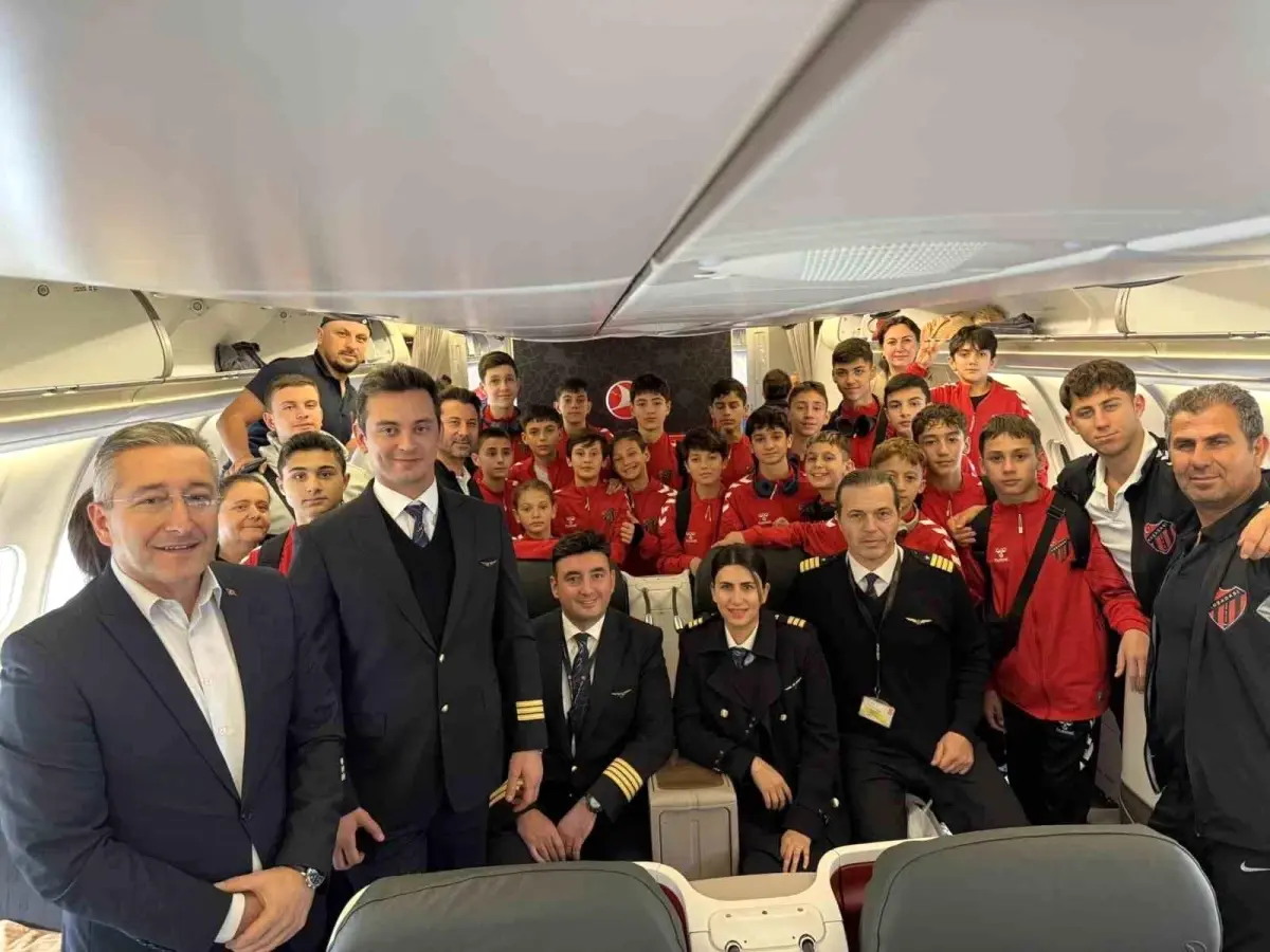 Kuşadası Spor Kulübü Kafileleri Türkiye\'ye Döndü