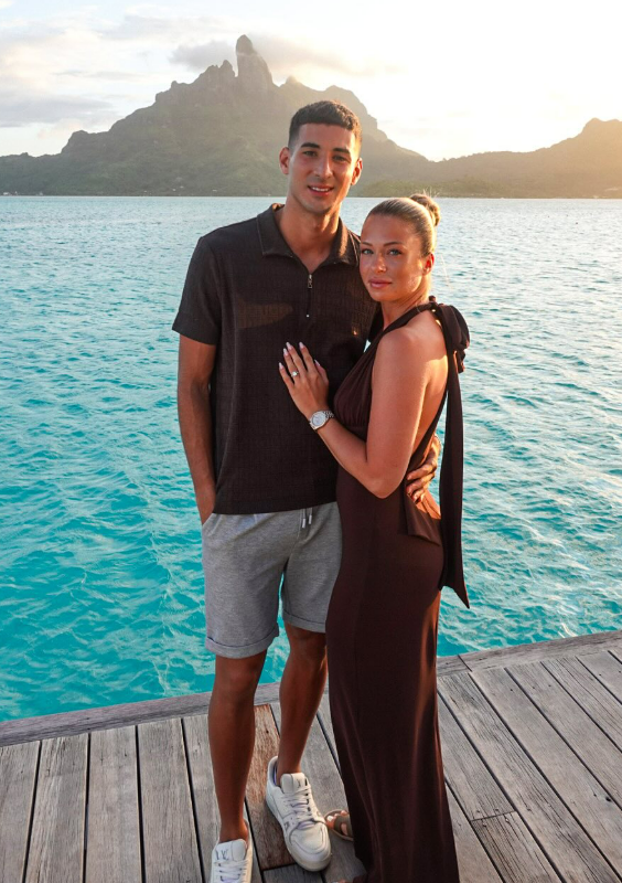 Mert Müldür'ün nişanlısına Kadınlar Günü'nde kabusu yaşattılar