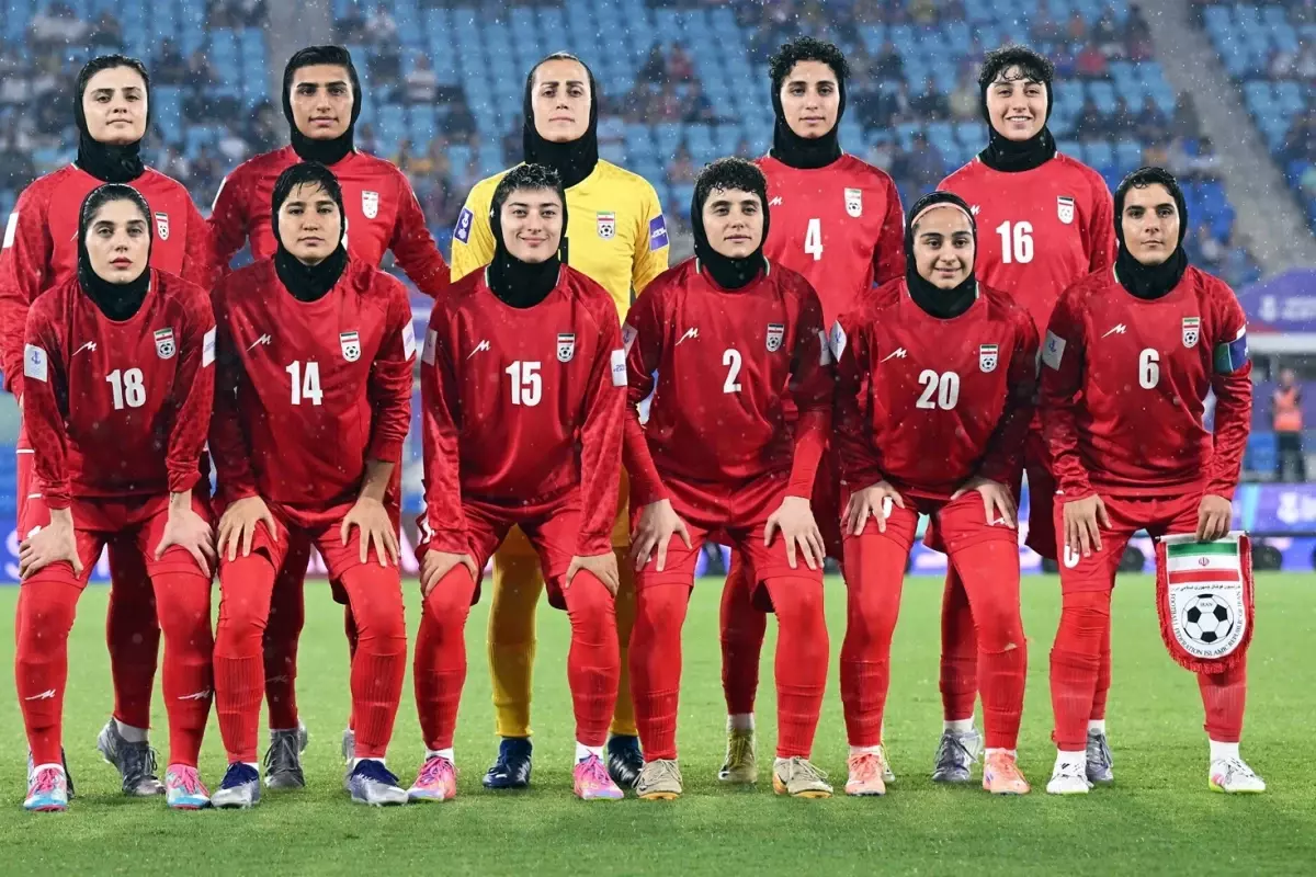 Trump\'tan Avustralya\'ya İran milli kadın futbol takımına "iltica hakkı" vermesi çağrısı