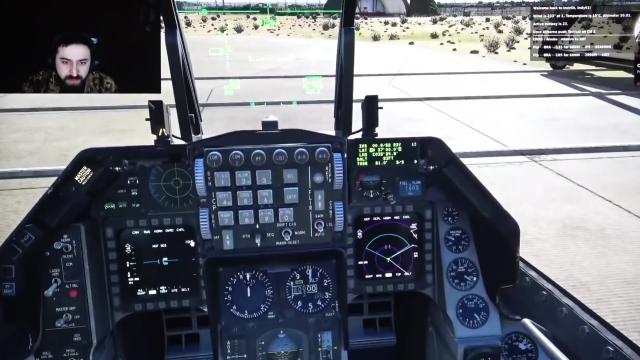 YouTuber gençten çatı katından sanal F-16 eğitimi YouTuber gençten çatı katından sanal F-16 eğitimi