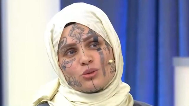 Yüzündeki dövmelerle gündem olan Nazan'ın yeni işi