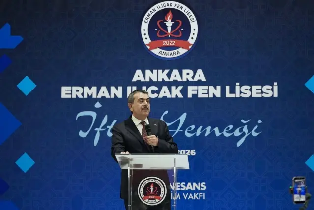 Bakan Tekin, Ramazan İftarında Öğrencilerle Buluştu