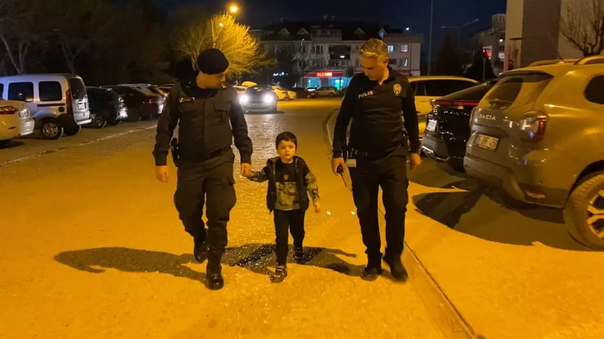 İnegöl\'de Kaybolan Çocuk Bulundu