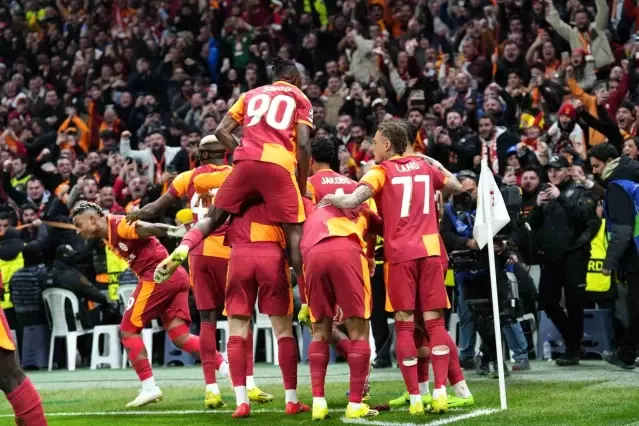 Galatasaray, Liverpool’u Yendi