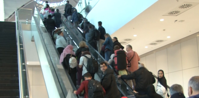 Katar'da mahsur kalan Türk vatandaşlarının 10 günlük esareti bitti