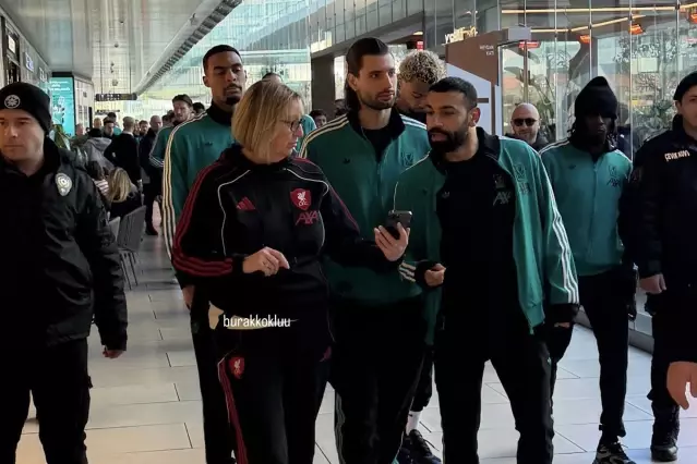 Liverpool oyuncuları Galatasaray maçı öncesi İstanbul’da AVM gezdi