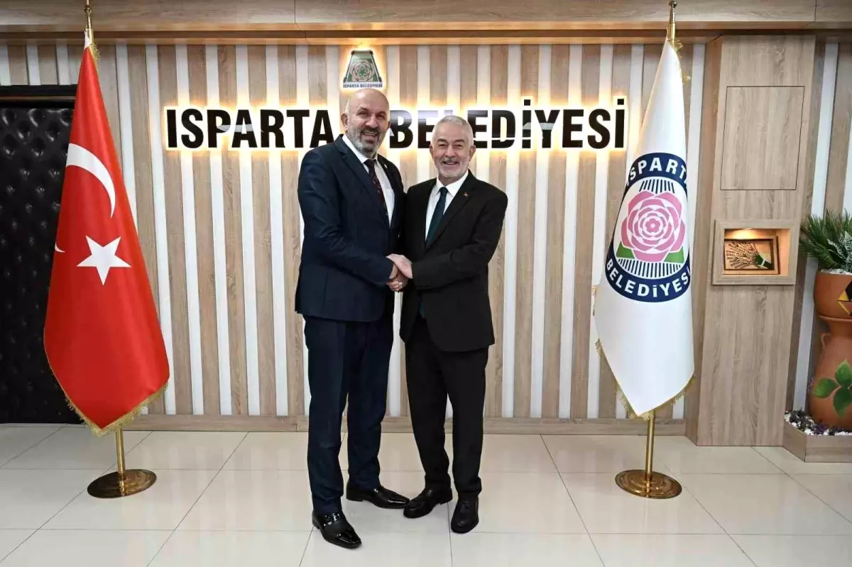 Muhtarlar konfederasyonu heyeti Isparta\'da bir araya geldi