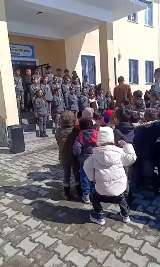 Minik Kızın Ramazan Coşkusu