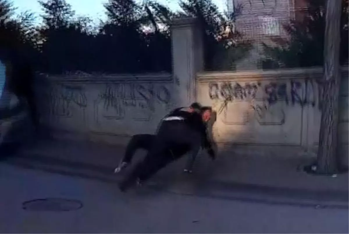 Konya\'da Trafik Tartışması Kavga Çıkardı