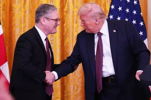 Trump’ın resti işe yaradı! Avrupa ülkesi ikinci gemiyi de yolluyor