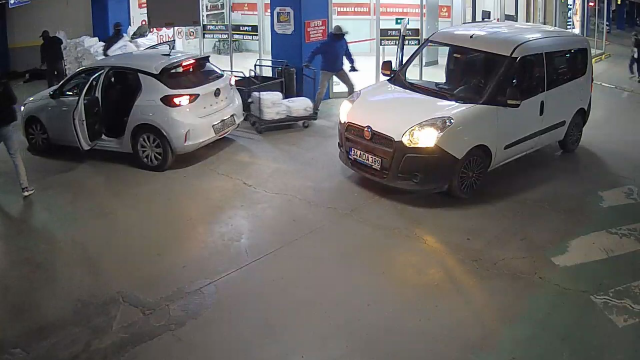 Türkiye'nin en büyük altın merkezinde soygun! Milyonlarca lira kayıp