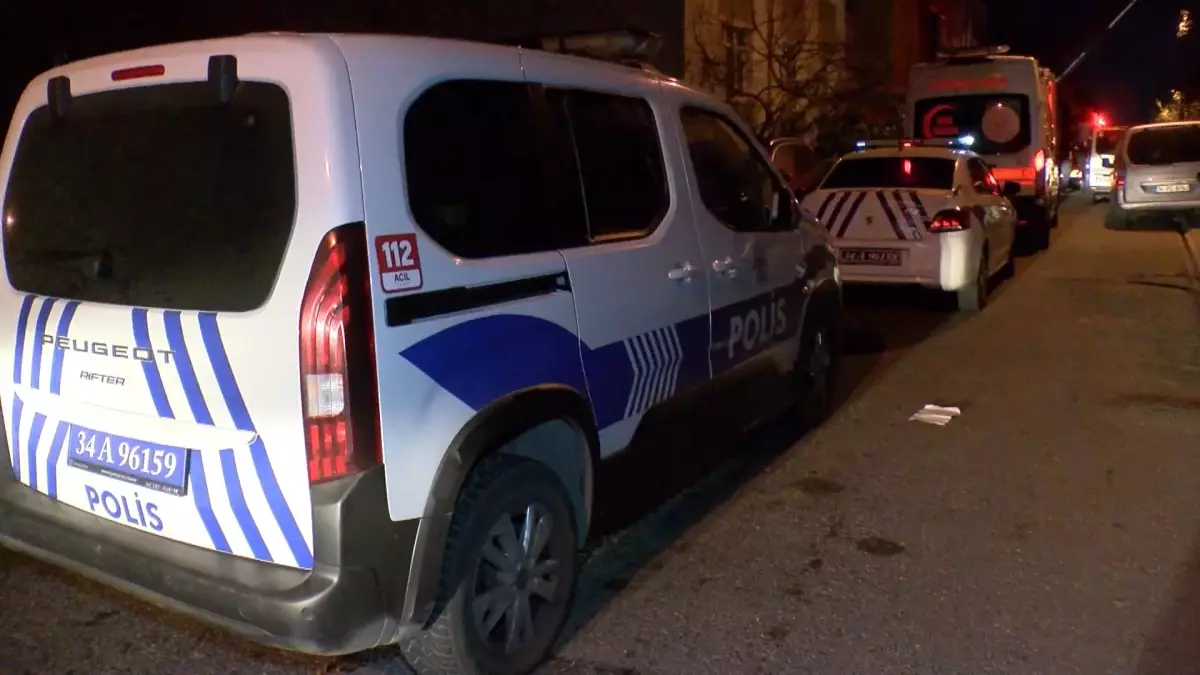 Ümraniye\'de 4. katta yangın