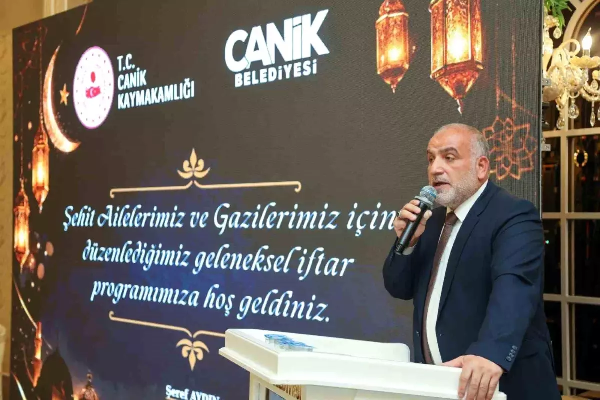 Başkan Sandıkçı: "Milli ve manevi duyguları güçlü nesiller yetiştirmek bizlerin yegane sorumluluğudur"