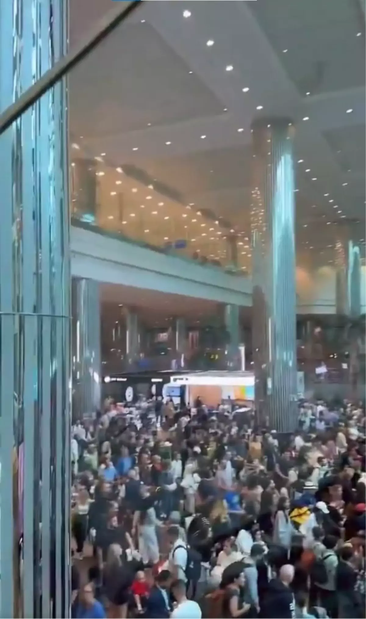 Burası Dubai! Bir zamanlar akın ederlerdi, şimdi akın akın kaçıyorlar