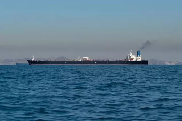 Devrim Muhafızları dediklerini yaptı! Tehdit sonrası peş peşe vurdular