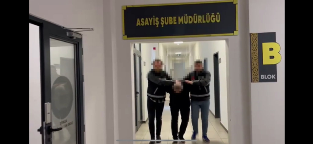 Evinde boğazı kesilerek öldürülen kadının katili tanıdık çıktı