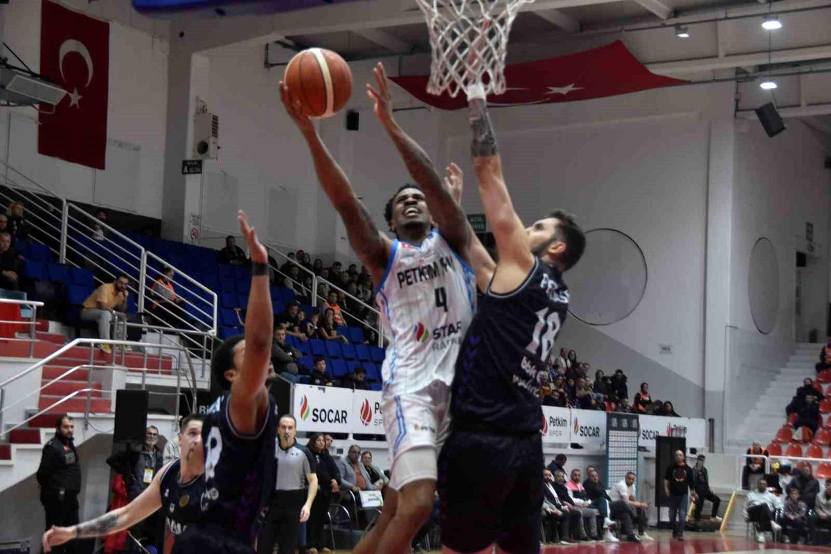 FIBA Avrupa Kupası: Aliağa Petkimspor: 69 Surne Bilbao Basket: 77