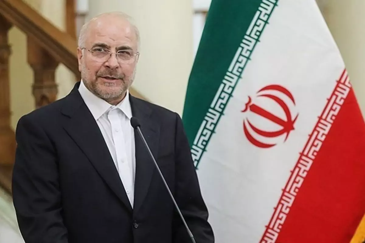 Hürmüz\'de gerilim tırmanırken, İran Meclis Başkanı Galibaf\'tan ABD\'ye \'\'PlayStation\'\' göndermesi