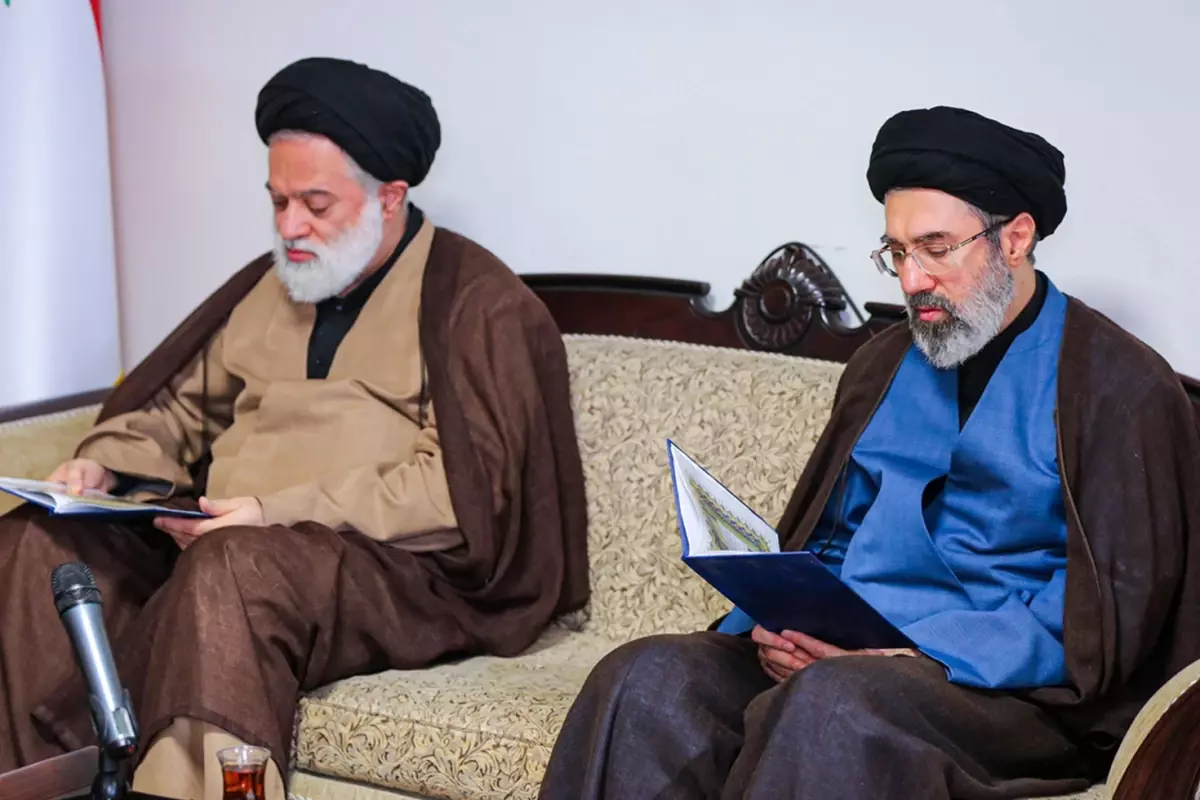 İranlı yetkililer Mücteba Hamaney\'le ilgili iddiaları doğruladı