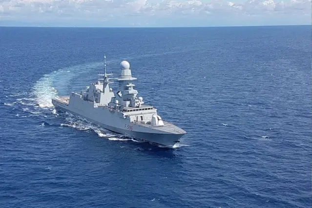 İtalyan fırkateyni, Güney Kıbrıs açıklarına ulaştı