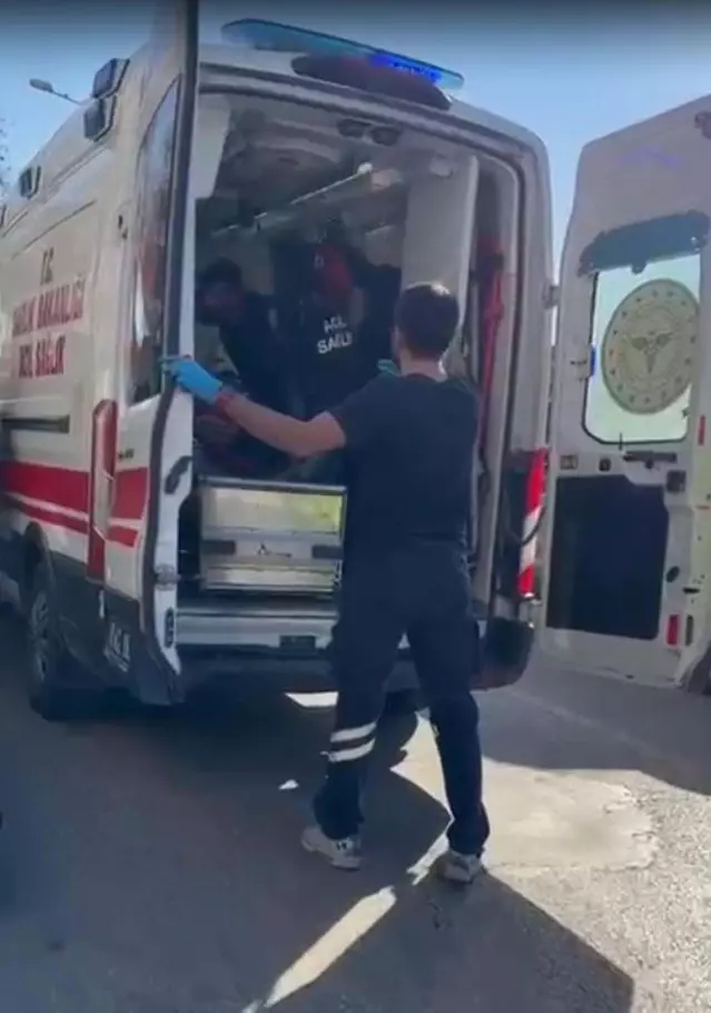 Akhisar’da Bıçaklı Kavga: 2 Ölü, 1 Yaralı