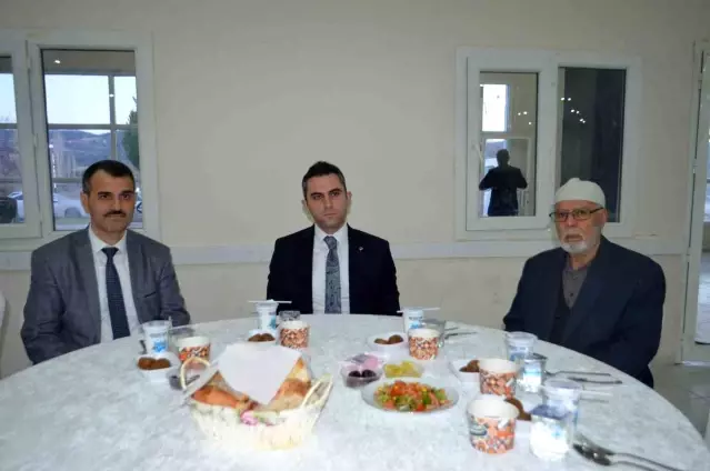 Manisa’da İyilik Sofrası İftarı